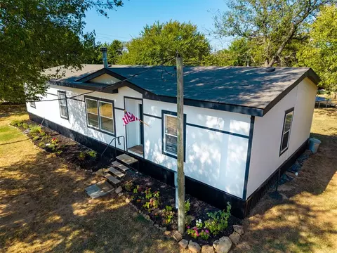 49940 Bob Crouch Dr, Earlsboro, OK 74840