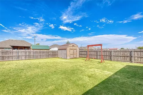 Exterior - 103 Ranch Rd, Elk City, OK 73644 photo 4 of 4
