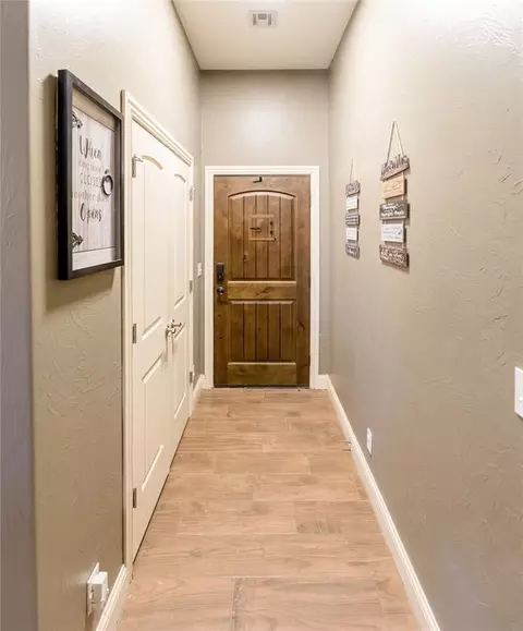 Entry Way - 103 Ranch Rd, Elk City, OK 73644 photo 1 of 1