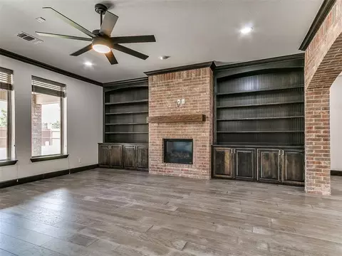 Living - 4232 Hackney Wick Rd, Norman, OK 73072 photo 5 of 5