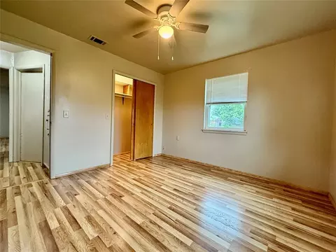 Bedroom - 308 S Magnolia Ave, Erick, OK 73645 photo 2 of 4
