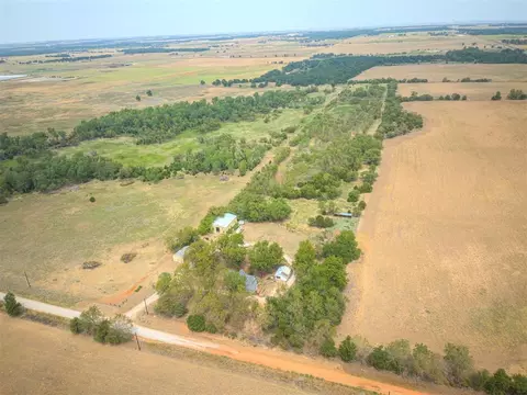 View/Area - 29693 E 750 Rd, Crescent, OK 73028 photo 2 of 4