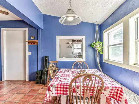 Dining - 29693 E 750 Rd, Crescent, OK 73028 photo 4 of 5