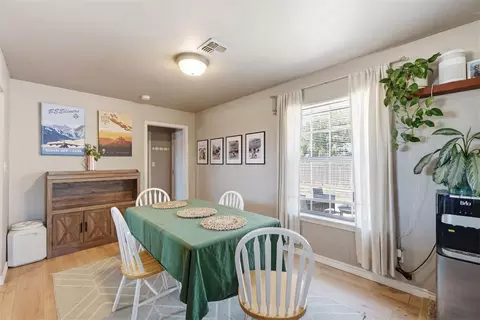 Dining - 113 Sumner Dr, Altus, OK 73521 photo 3 of 3