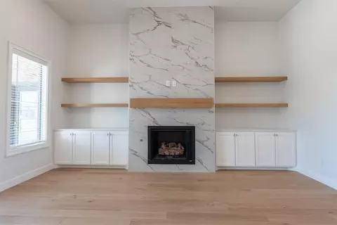 Living - 4500 SE 37th St, Moore, OK 73165 photo 3 of 3