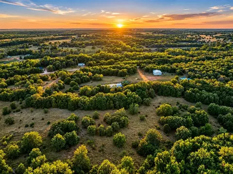 1920 Canyon Run Dr, Meridian, OK 73058