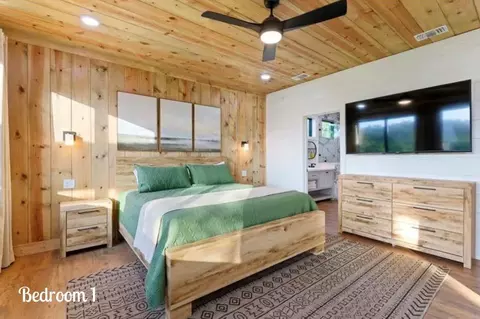 Bedroom - 262 Forest Brook Ln, Broken Bow, OK 74728 photo 1 of 6