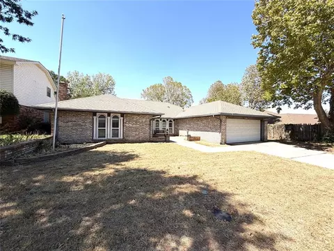 9217 Sutton Pl, Oklahoma City, OK 73132