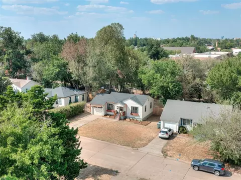 View/Area - 111 E 11th, Edmond, OK 73034 photo 1 of 10
