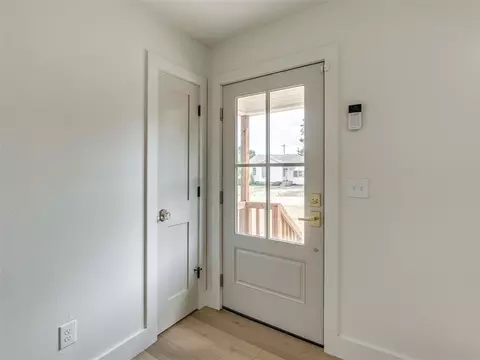 Entry Way - 111 E 11th, Edmond, OK 73034 photo 1 of 2