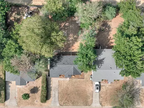 View/Area - 111 E 11th, Edmond, OK 73034 photo 6 of 10