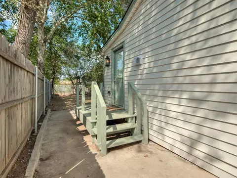 Exterior - 111 E 11th, Edmond, OK 73034 photo 6 of 12