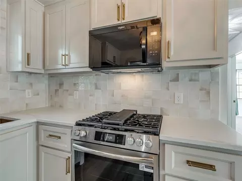 Kitchen - 111 E 11th, Edmond, OK 73034 photo 4 of 5