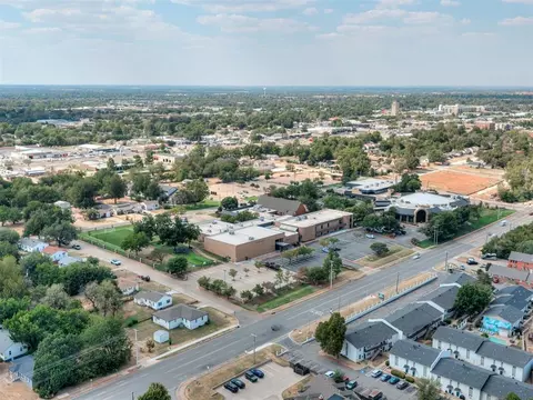 View/Area - 111 E 11th, Edmond, OK 73034 photo 10 of 10