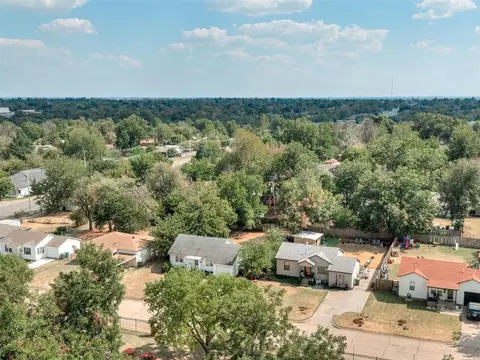 View/Area - 111 E 11th, Edmond, OK 73034 photo 5 of 10