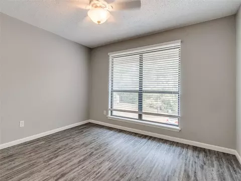 Bedroom - 827 Red Bird Ln #C, Norman, OK 73072 photo 3 of 7