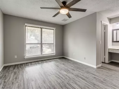 Bedroom - 827 Red Bird Ln #C, Norman, OK 73072 photo 5 of 7
