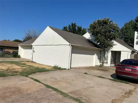 6111 Gaelic Glen Dr, Oklahoma City, OK 73142