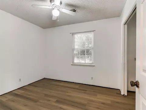 Bedroom - 600 E Cherry St, Noble, OK 73068 photo 1 of 7