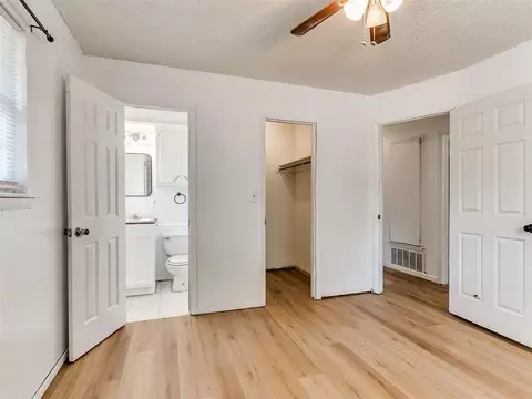 Bedroom - 600 E Cherry St, Noble, OK 73068 photo 6 of 7