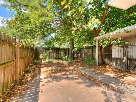 Exterior - 600 E Cherry St, Noble, OK 73068 photo 7 of 13