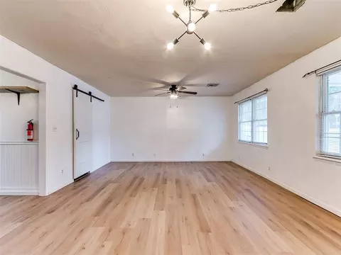 Living - 600 E Cherry St, Noble, OK 73068 photo 1 of 3
