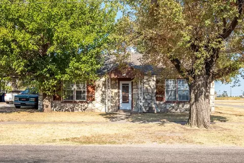 202 N Elm Ave, Union City, OK 73090