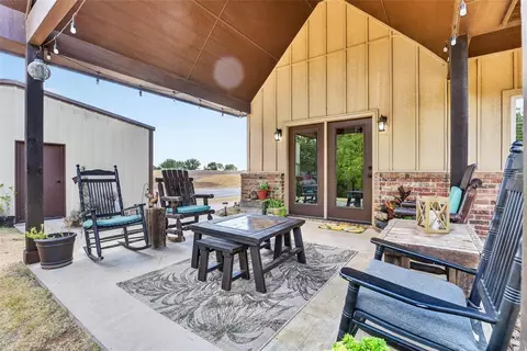Exterior - 138 NW Tanyas Trl, Cache, OK 73527 photo 4 of 7