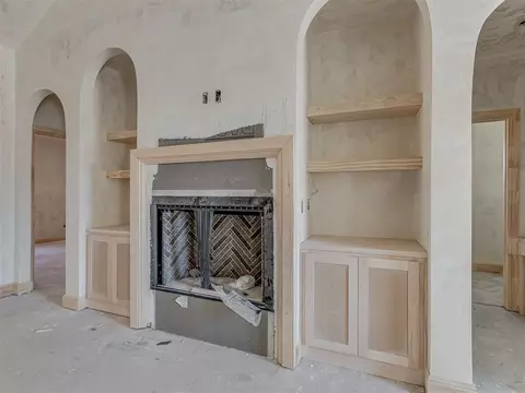 Living - 8020 Longbow, Arcadia, OK 73007 photo 2 of 2