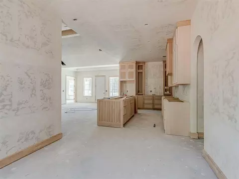 Entry Way - 8020 Longbow, Arcadia, OK 73007 photo 1 of 1