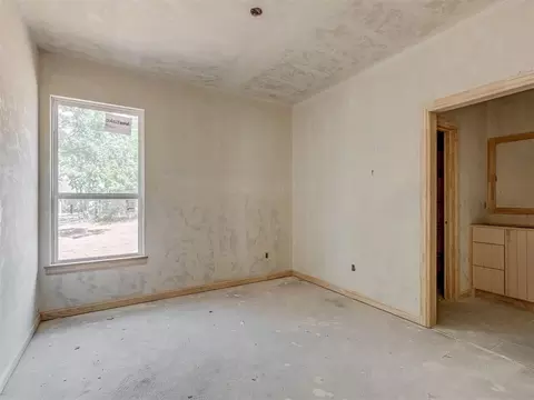 Bedroom - 8020 Longbow, Arcadia, OK 73007 photo 4 of 6