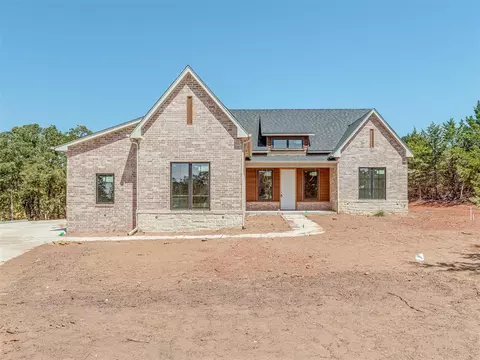 Exterior - 8020 Longbow, Arcadia, OK 73007 photo 2 of 6