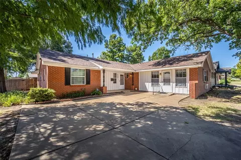 2300 NW 49th St, Oklahoma City, OK 73112