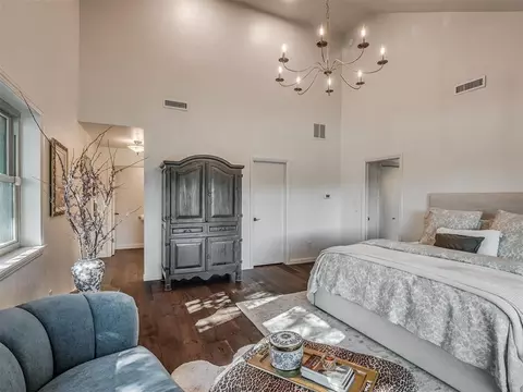 Bedroom - 16881 E Imhoff Rd, Norman, OK 73026 photo 1 of 3