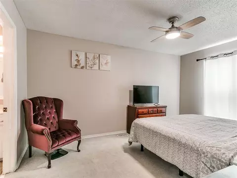 Bedroom - 603 E 27th St, Edmond, OK 73013 photo 2 of 4