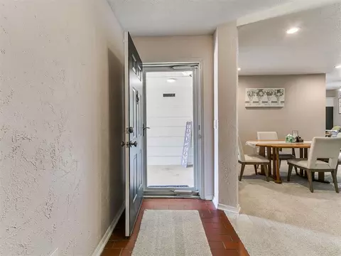 Entry Way - 603 E 27th St, Edmond, OK 73013 photo 1 of 2