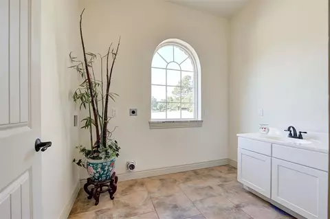 Other - 3023 E 44th St, Edmond, OK 73013 photo 5 of 13