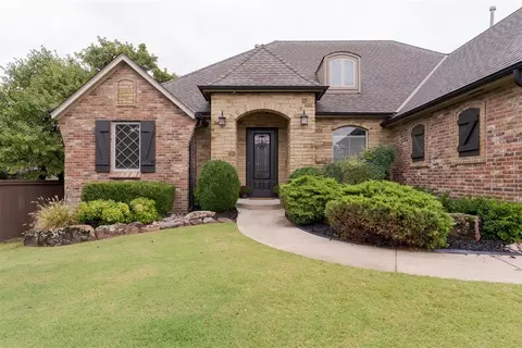 1008 Bayonne Bridge Ct, Edmond, OK 73034