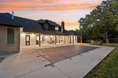Exterior - 335131 E 1048 Rd, Mcloud, OK 74851 photo 7 of 10