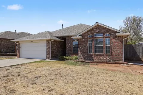 8213 Aaron Dr, Oklahoma City, OK 73132