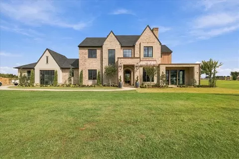 20886 Alba Ct, Edmond, OK 73012