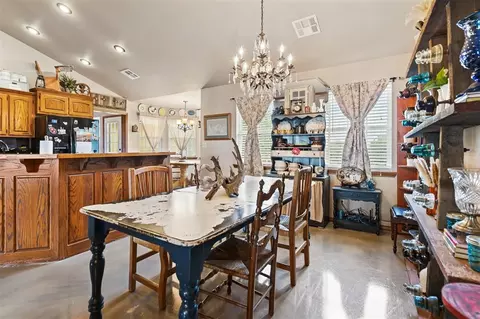 Dining - 5048 Fairview Rd, Davis, OK 73030 photo 2 of 4