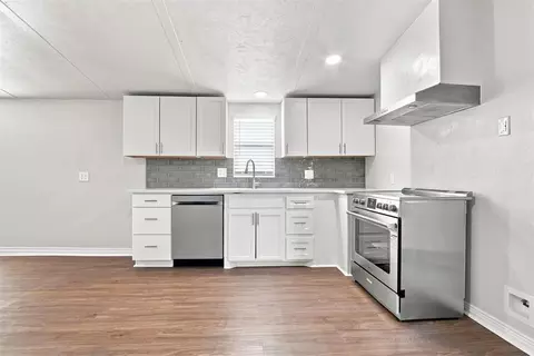 Kitchen - 333144 E 1066 Rd, Mcloud, OK 74851 photo 2 of 5