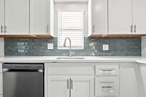 Kitchen - 333144 E 1066 Rd, Mcloud, OK 74851 photo 5 of 5