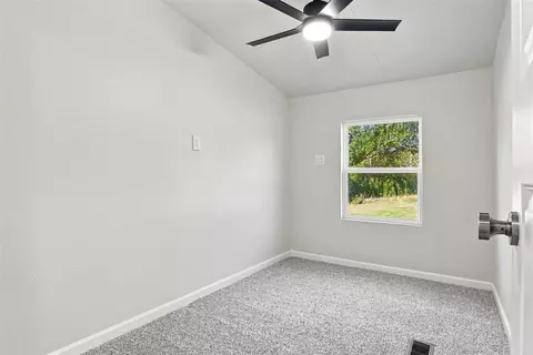 Bedroom - 333144 E 1066 Rd, Mcloud, OK 74851 photo 1 of 6