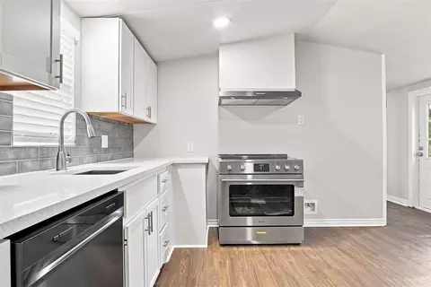 Kitchen - 333144 E 1066 Rd, Mcloud, OK 74851 photo 3 of 5