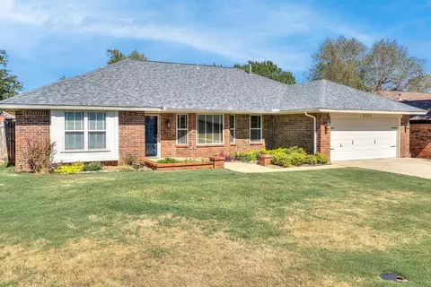 5305 NW 110th St, Oklahoma City, OK 73162