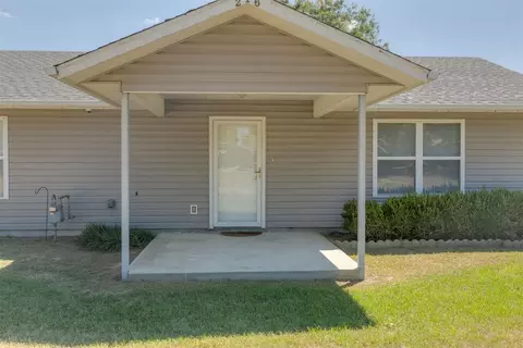 Exterior - 216 SW 4th St, Checotah, OK 74426 photo 2 of 9