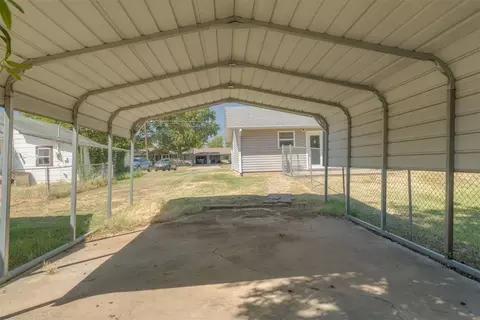 Other - 216 SW 4th St, Checotah, OK 74426 photo 7 of 10