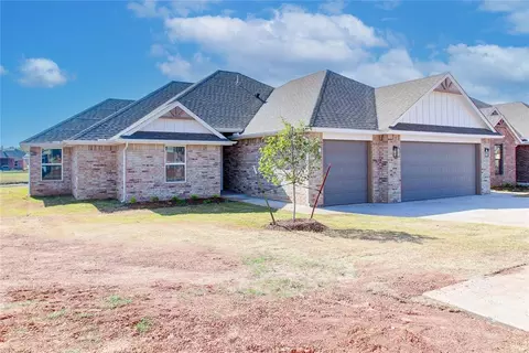 2830 Dunham Dr, Norman, OK 73071